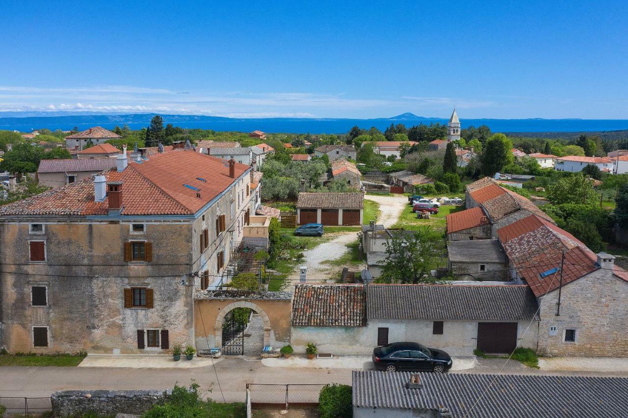 Palazzo 1812 Villa Крница Екстериор снимка